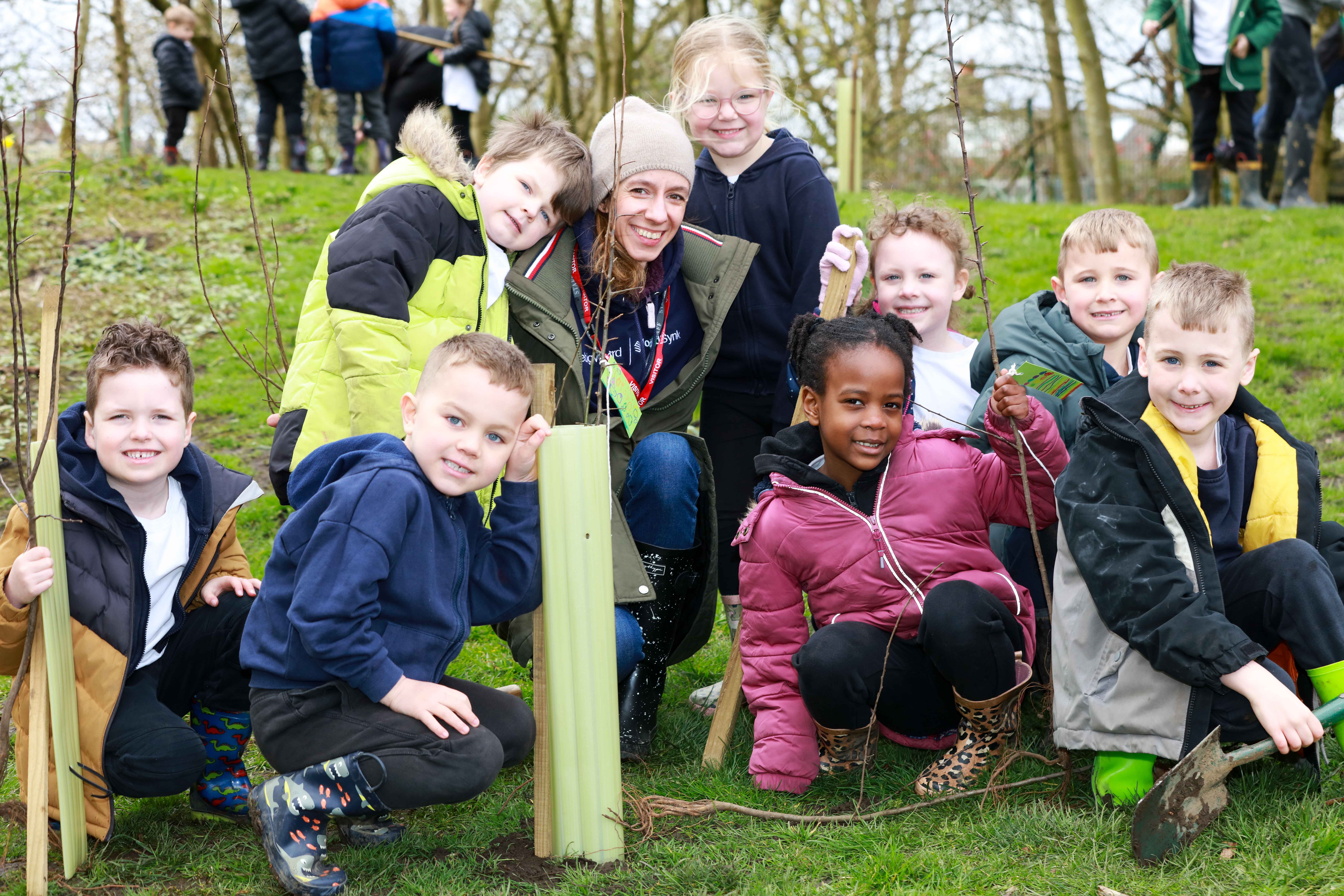 TheBigWord planting event at East Ardsley Primary Academy